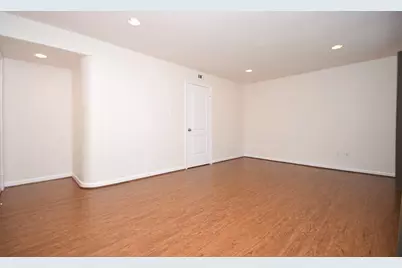 13240 Trail Hollow Drive #3240, Houston, TX 77079 - Photo 34