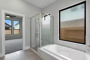 7082 N Lake Clopton Dr, Montgomery, TX 77316 - Photo 10