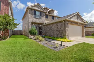 10731 Sun River Falls Dr, Humble, TX 77396 - Photo 2