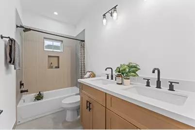 3013 Jensen Springs Lane, Houston, TX 77026 - Photo 20