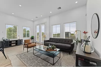 3013 Jensen Springs Lane, Houston, TX 77026 - Photo 1
