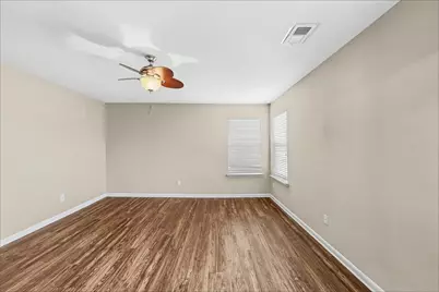 3846 Clobourne Crossing Lane, Friendswood, TX 77546 - Photo 10