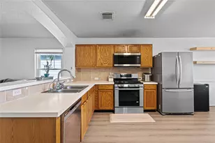 2211 Pine Croft Dr, Humble, TX 77396 - Photo 12