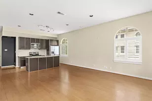 802 Jackson Hill St, Houston, TX 77007 - Photo 8