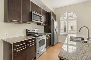 802 Jackson Hill St, Houston, TX 77007 - Photo 10