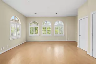 802 Jackson Hill St, Houston, TX 77007 - Photo 6