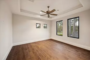 318 Knipp Rd, Houston, TX 77024 - Photo 32
