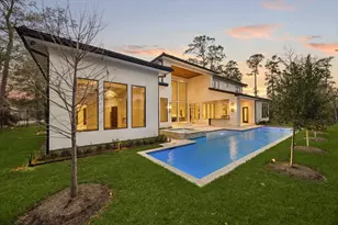 318 Knipp Rd, Houston, TX 77024 - Photo 2