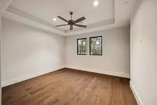 318 Knipp Rd, Houston, TX 77024 - Photo 36