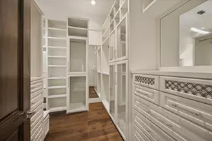 318 Knipp Rd, Houston, TX 77024 - Photo 22