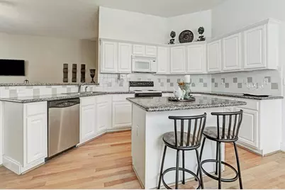 907 Norfolk Drive, Pearland, TX 77584 - Photo 4