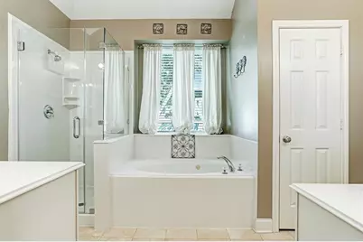 907 Norfolk Drive, Pearland, TX 77584 - Photo 12