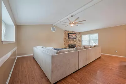 3319 Sycamore Springs Drive, Houston, TX 77339 - Photo 8