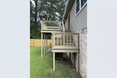 3319 Sycamore Springs Drive, Houston, TX 77339 - Photo 28