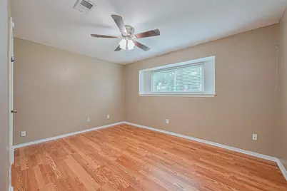 3319 Sycamore Springs Drive, Houston, TX 77339 - Photo 22