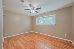 3319 Sycamore Springs Dr, Houston, TX 77339 - Photo 22