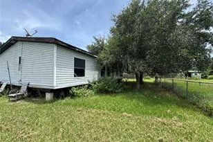 809 Campbell Rd, Eagle Lake, TX 77434 - Photo 4