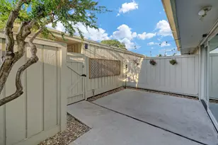 6326 Chevy Chase Dr, Houston, TX 77057 - Photo 16