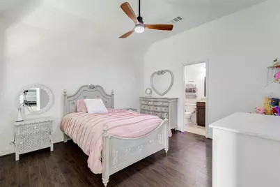 38 S Pinto Point Circle, The Woodlands, TX 77389 - Photo 26