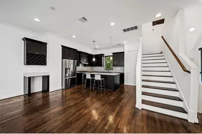 22 Hermann Park Court, Houston, TX 77021 - Photo 1
