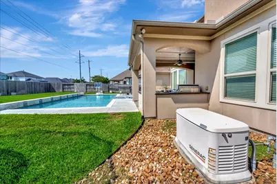 1310 Tamina Pass Lane, Friendswood, TX 77546 - Photo 24