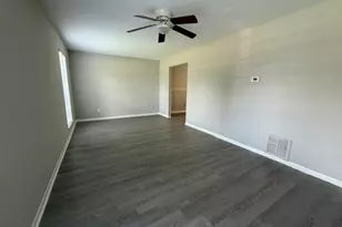 4123 Brookston St, Houston, TX 77045 - Photo 6