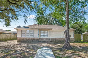 14205 Stoneshire St, Houston, TX 77060 - Photo 1