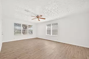 14205 Stoneshire St, Houston, TX 77060 - Photo 10