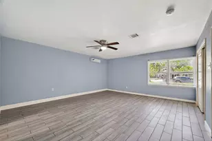 6022 Lyndhurst Dr, Houston, TX 77033 - Photo 4