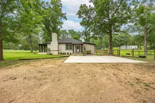 2283 Tigerpoint Rd, Brenham, TX 77833 - Photo 2