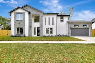 2021 Marnel Rd, Houston, TX 77055 - Photo 2