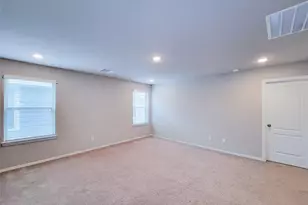 24811 Crimson Pine Dr, Houston, TX 77336 - Photo 32