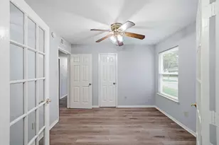 9715 Courben Ln, Houston, TX 77078 - Photo 8