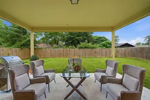 9715 Courben Ln, Houston, TX 77078 - Photo 6