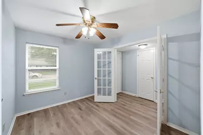 9715 Courben Lane, Houston, TX 77078 - Photo 8