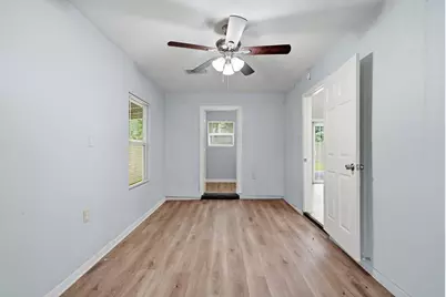 9715 Courben Lane, Houston, TX 77078 - Photo 14