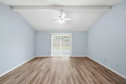 9715 Courben Lane, Houston, TX 77078 - Photo 10