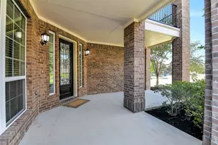 16706 Chestnut Square Dr, Cypress, TX 77433 - Photo 6