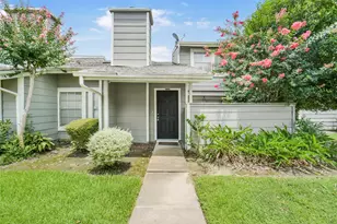 6333 Shadow Tree Dr, Houston, TX 77035 - Photo 2