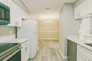 8100 Cambridge, Houston, TX 77054 - Photo 12