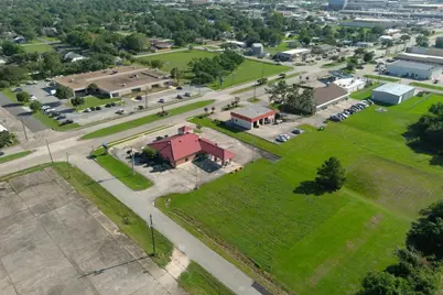 1100 6th Street, La Porte, TX 77571 - Photo 8