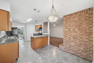 9518 Dundalk St, Spring, TX 77379 - Photo 18