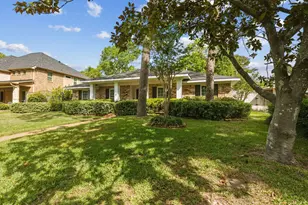 13810 St Marys Ln, Houston, TX 77079 - Photo 2