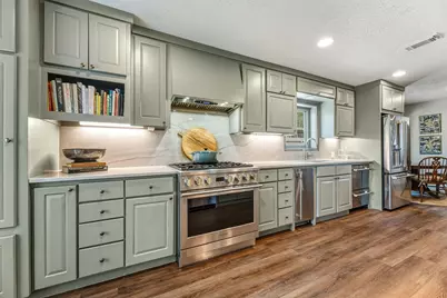 13810 Saint Marys Lane, Houston, TX 77079 - Photo 8