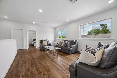 2122 Banks Street, Houston, TX 77098 - Photo 10