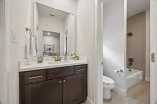 2122 Banks St, Houston, TX 77098 - Photo 14