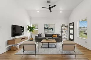 17070 Marie Vlg Dr, Conroe, TX 77306 - Photo 6