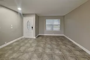 17534 S Summit Canyon Dr, Houston, TX 77095 - Photo 2