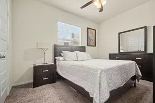 14219 Rim Side Trl, Houston, TX 77045 - Photo 12