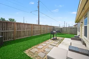 14219 Rim Side Trl, Houston, TX 77045 - Photo 16